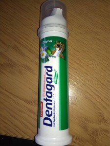   Colgate Dentagard 100 ml